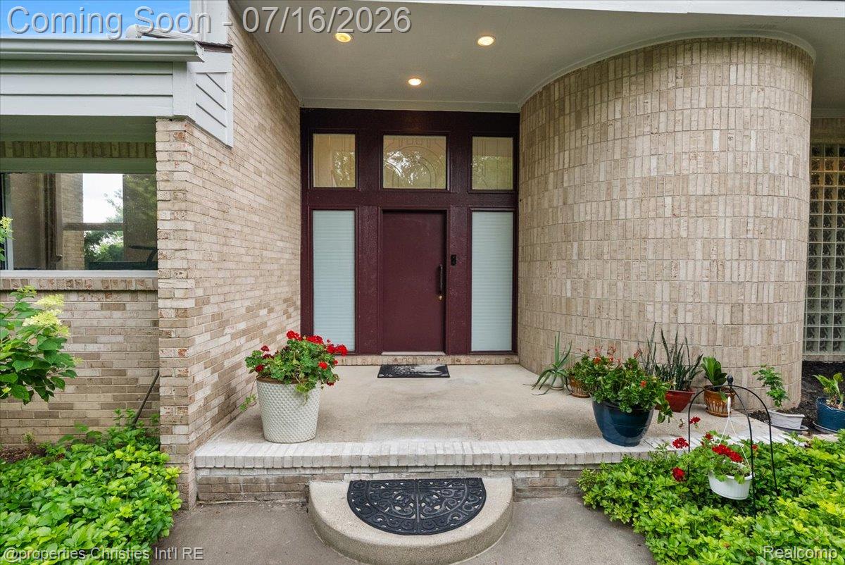 4948 Champlain Circle