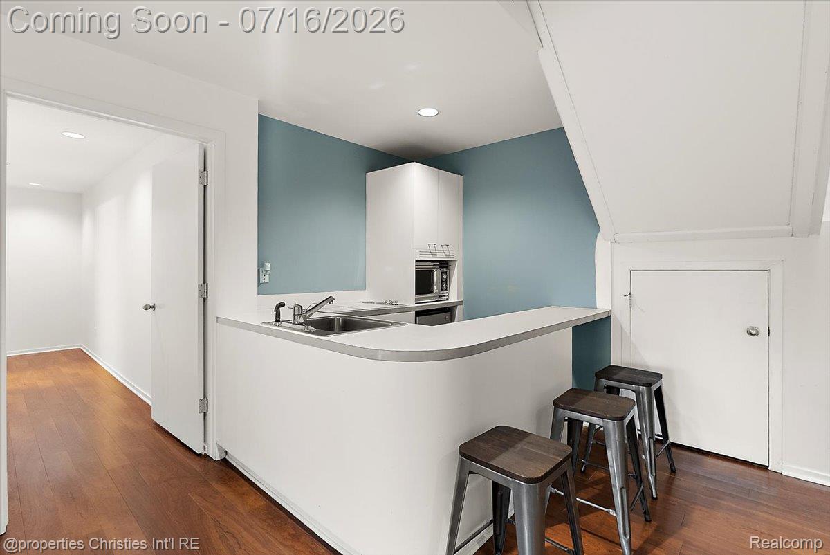 4948 Champlain Circle