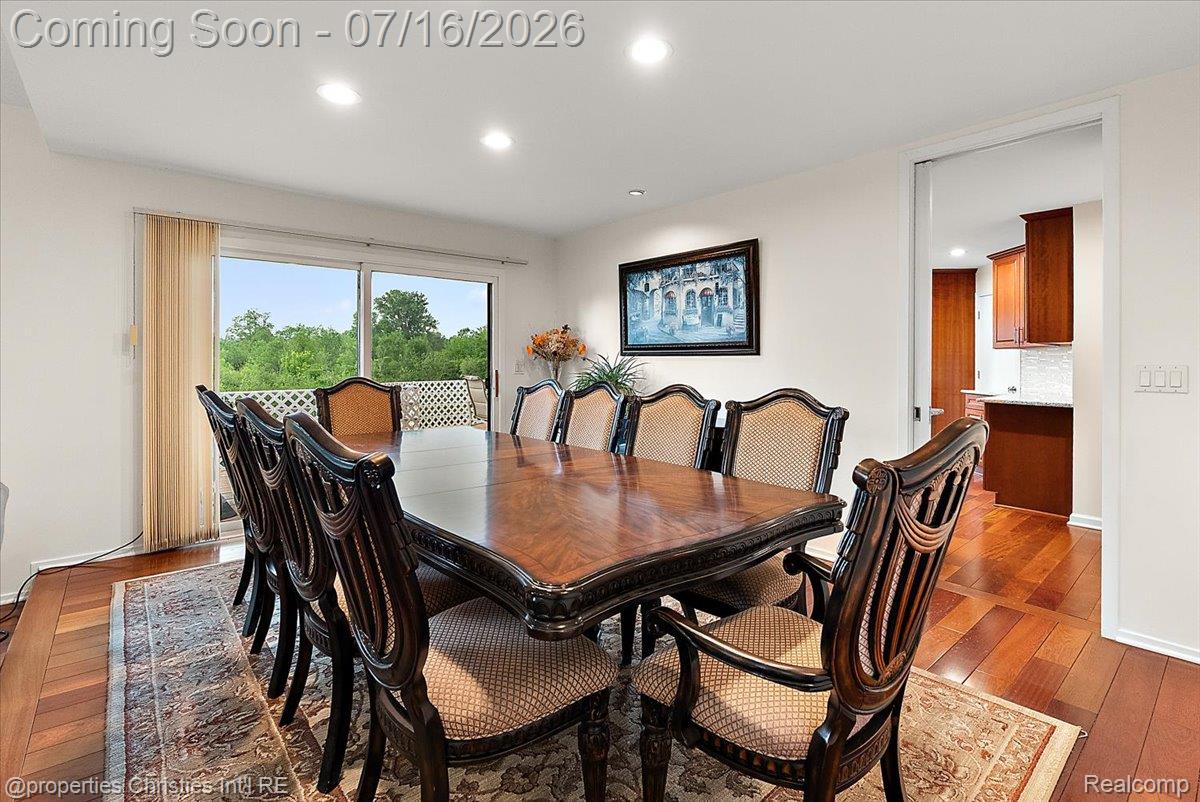 4948 Champlain Circle