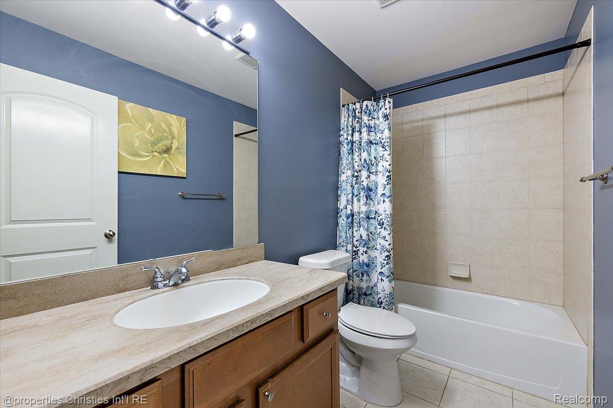 24354 Amanda Lane