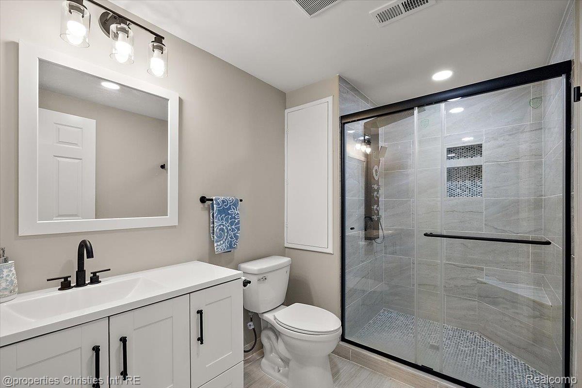 24354 Amanda Lane