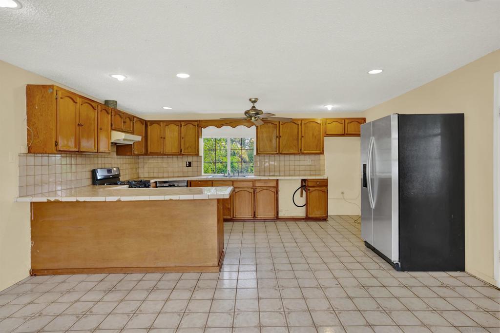 533 Mar Vista Dr