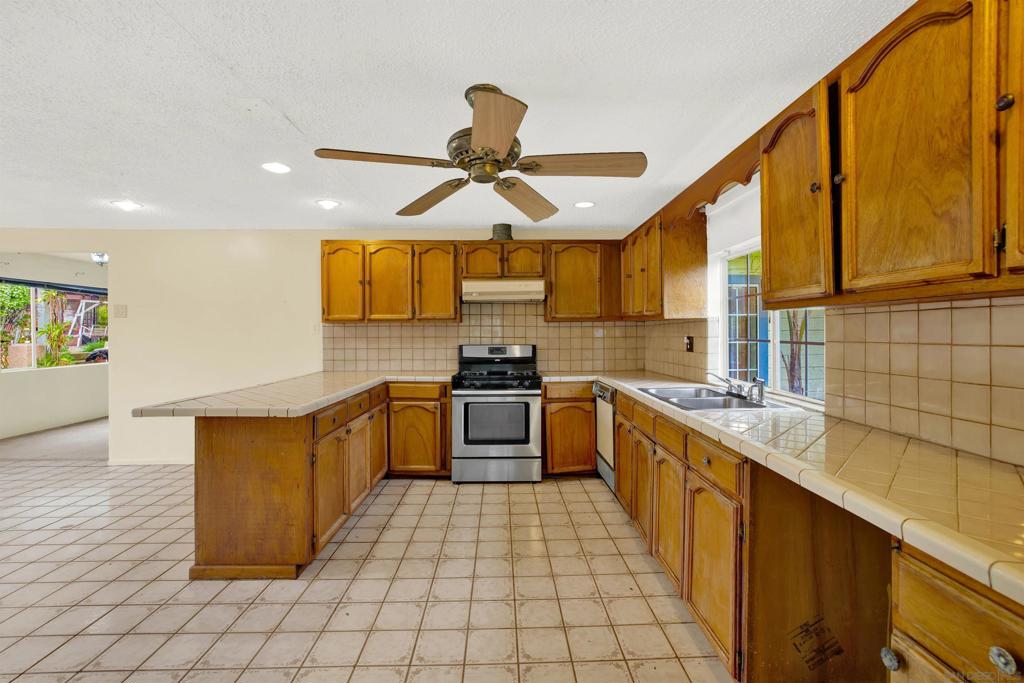 533 Mar Vista Dr