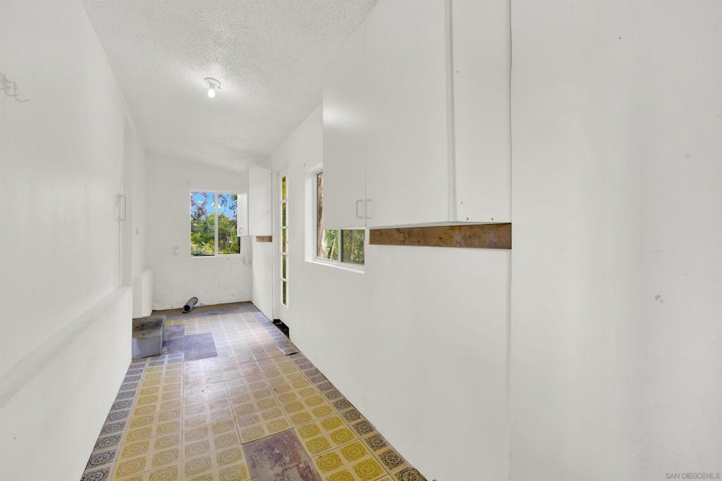 533 Mar Vista Dr