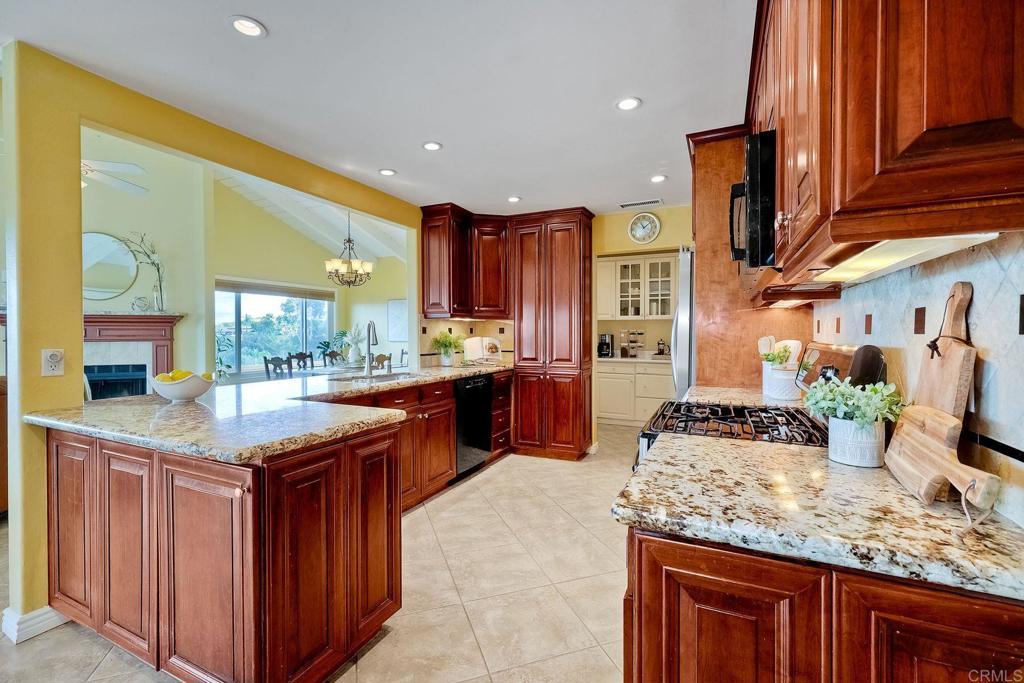13654 Ahwahnee Way