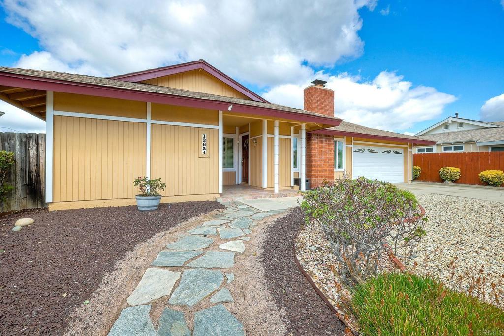 13654 Ahwahnee Way