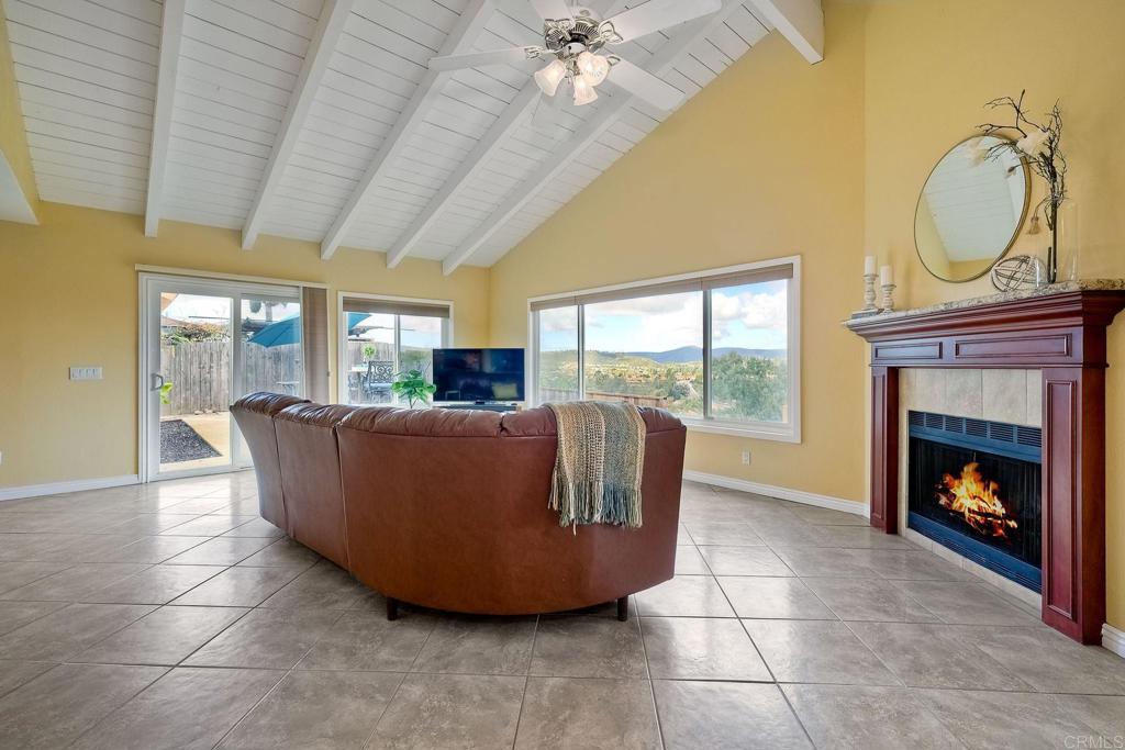 13654 Ahwahnee Way