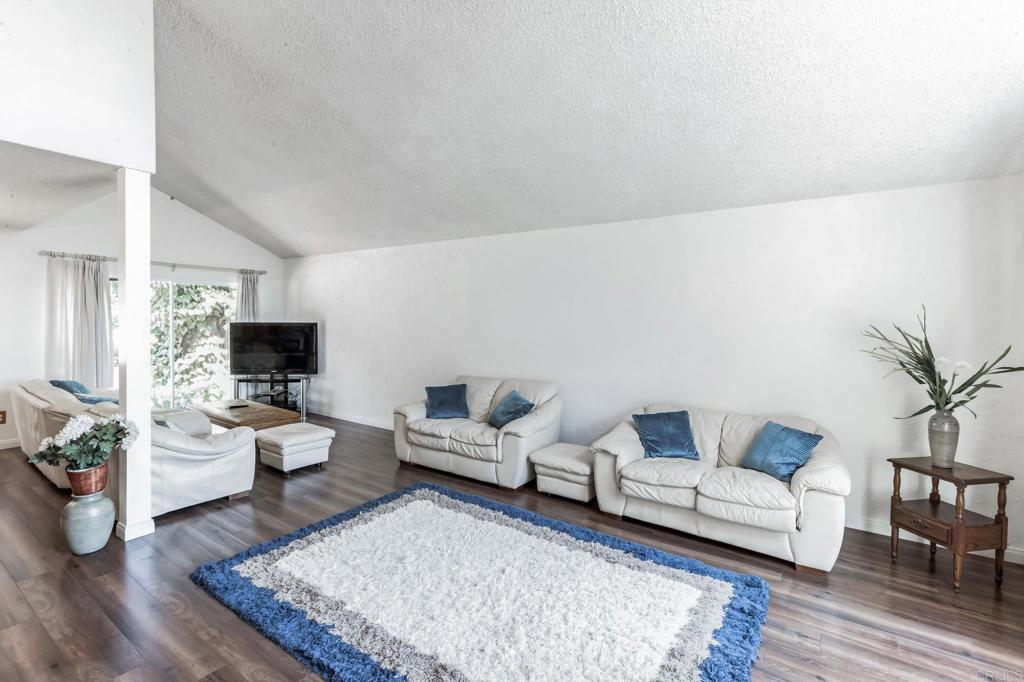 2709 Ridgepine Drive