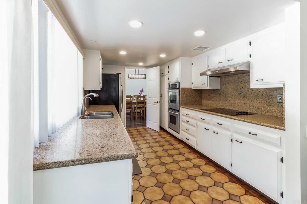 2709 Ridgepine Drive