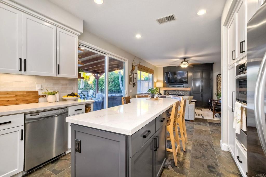 11562 Tree Hollow Lane