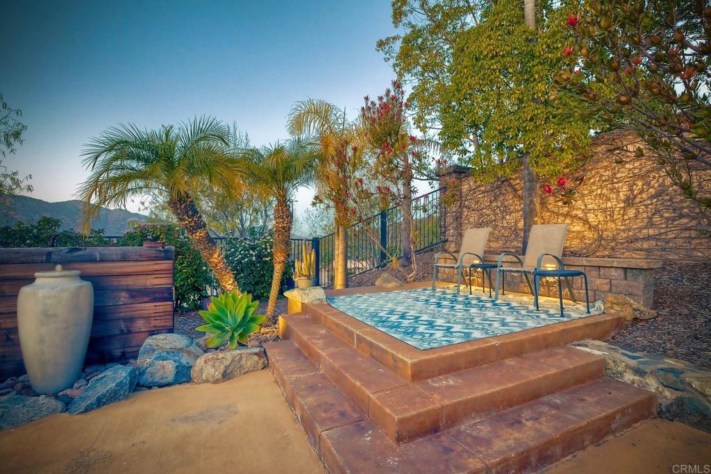 11562 Tree Hollow Lane