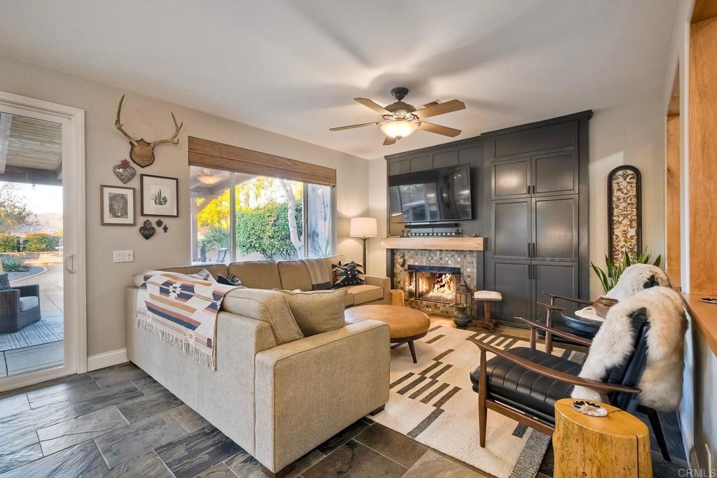 11562 Tree Hollow Lane