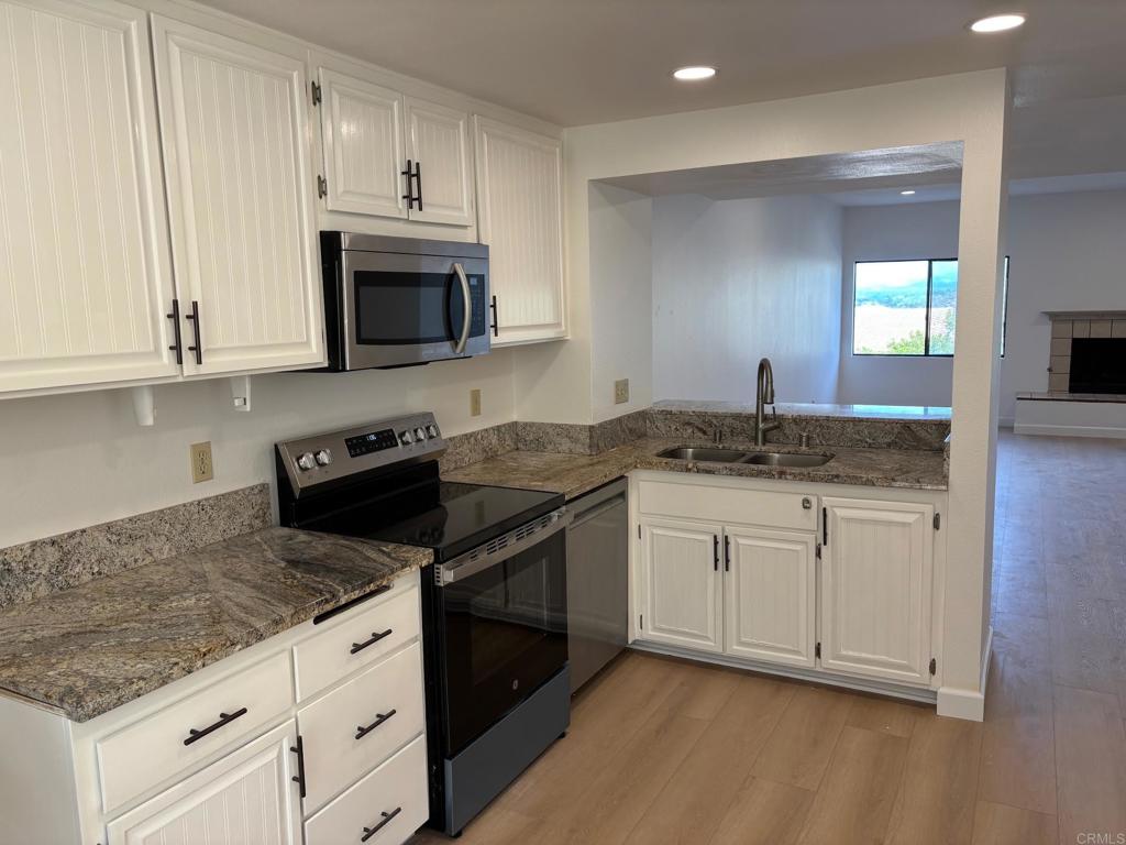 17808 Valle De Lobo Drive