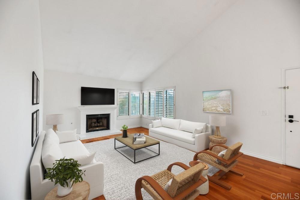 8004 Caminito Gianna