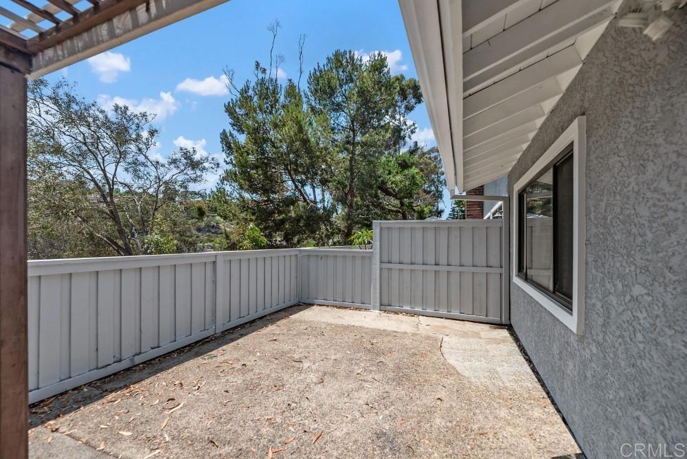 8004 Caminito Gianna