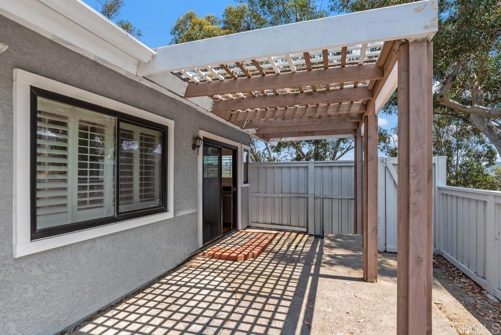 8004 Caminito Gianna