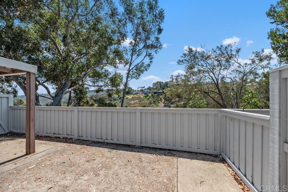 8004 Caminito Gianna