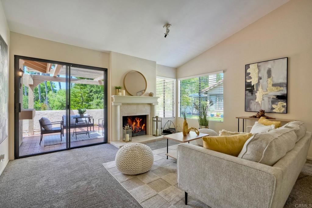 12732 Camino De La Breccia 9