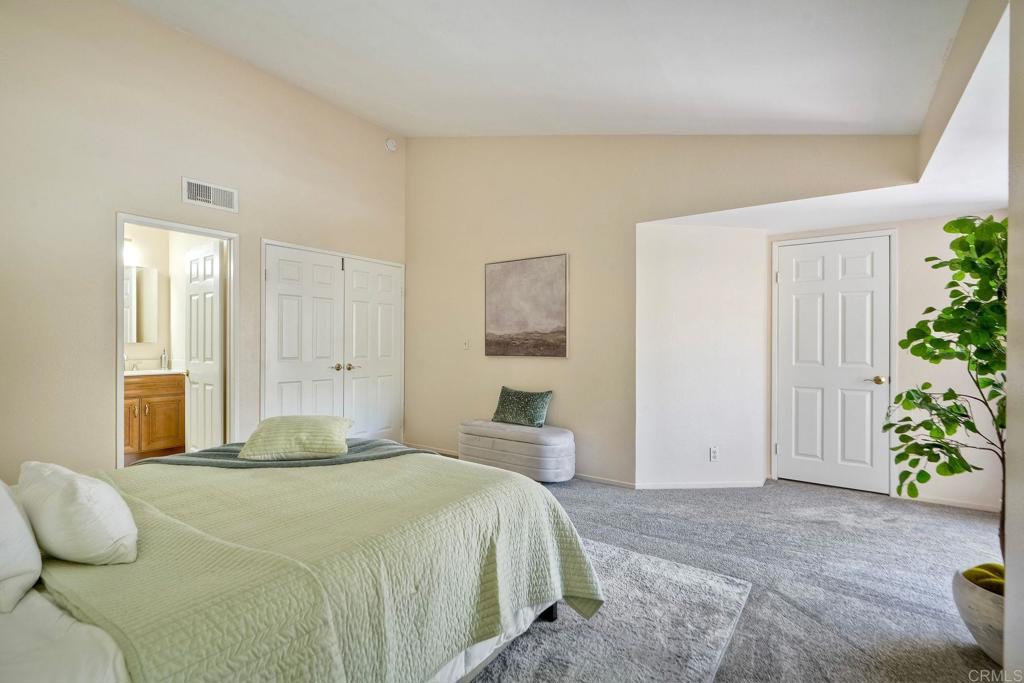 12732 Camino De La Breccia 9