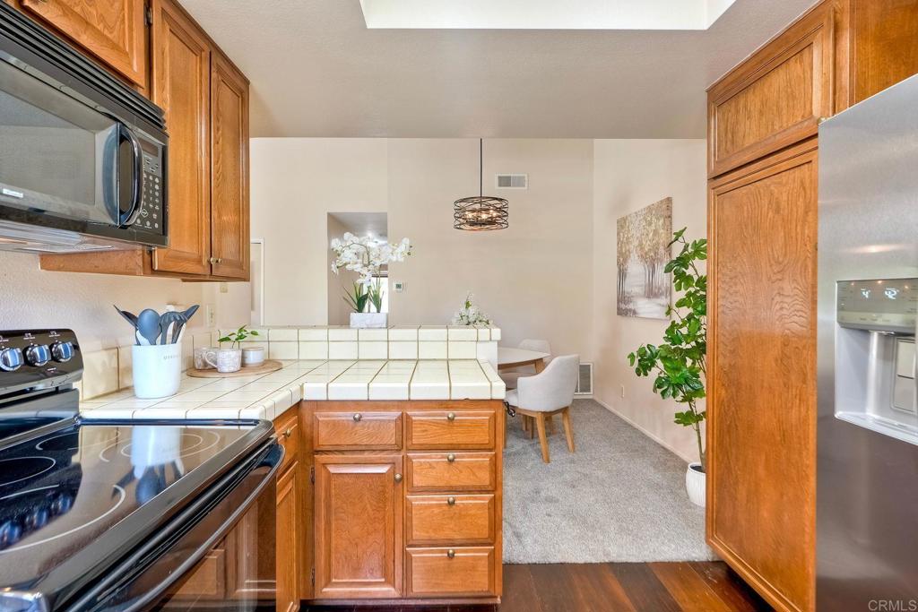 12732 Camino De La Breccia 9