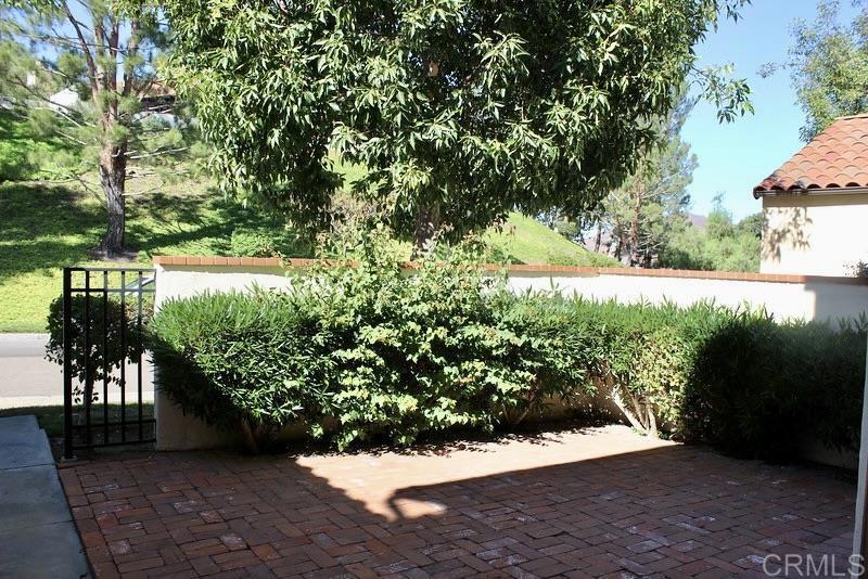 18159 Colonnades Place