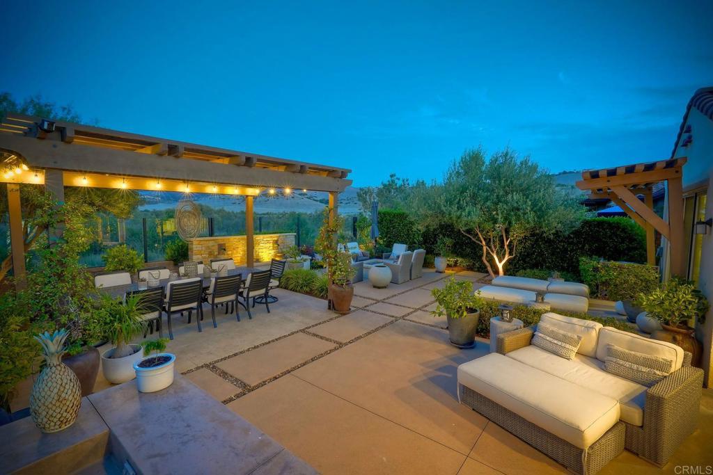 8068 Auberge Circle