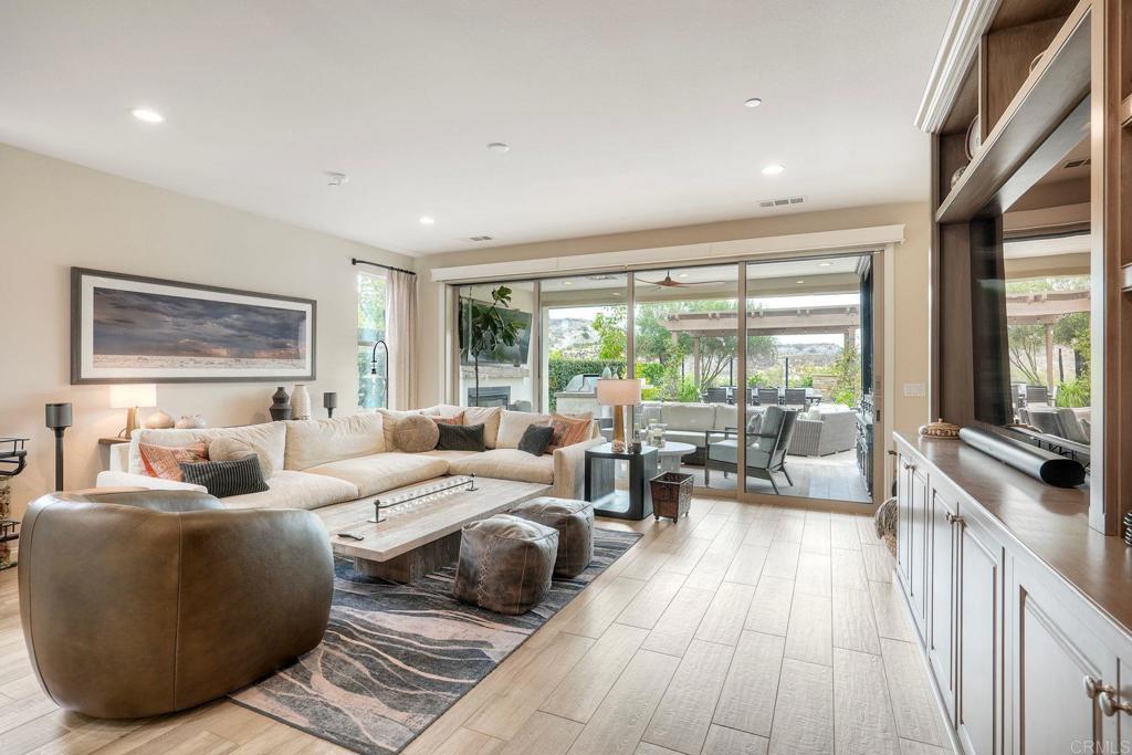 8068 Auberge Circle
