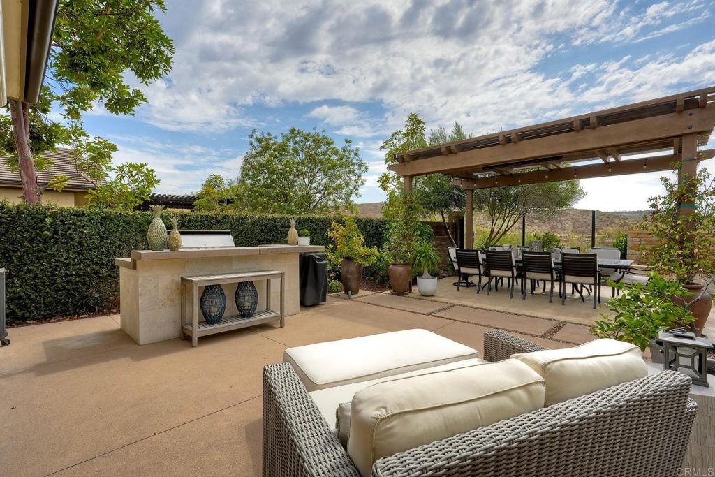 8068 Auberge Circle