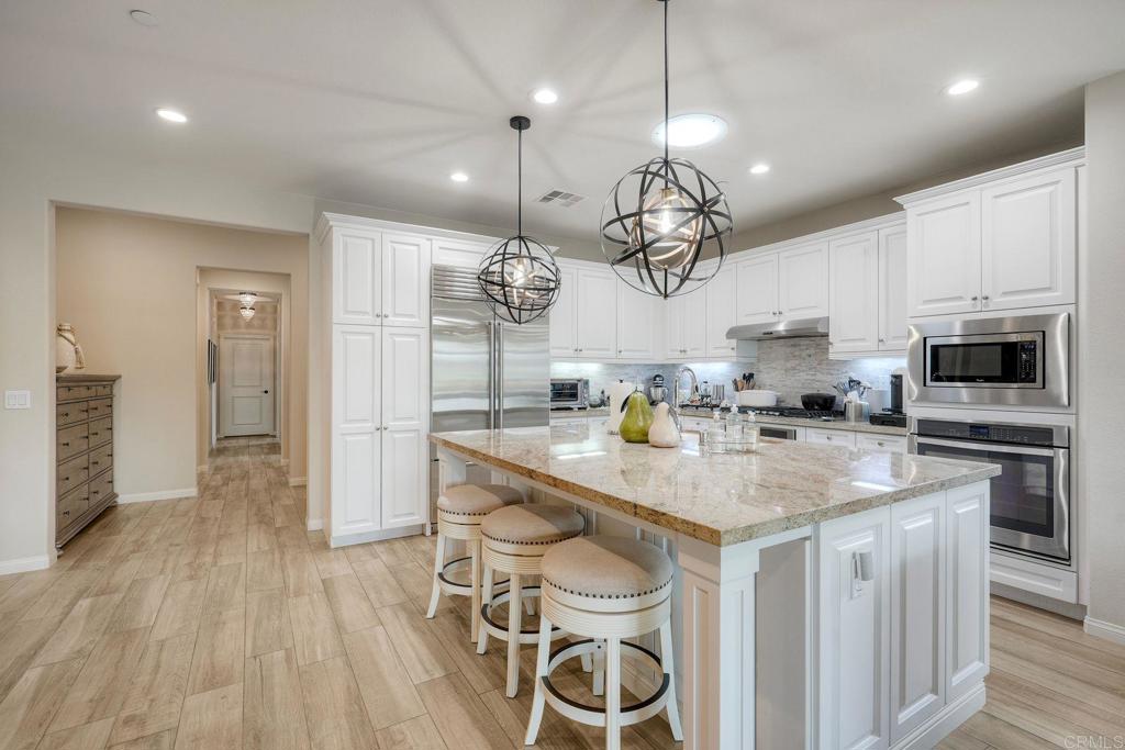 8068 Auberge Circle