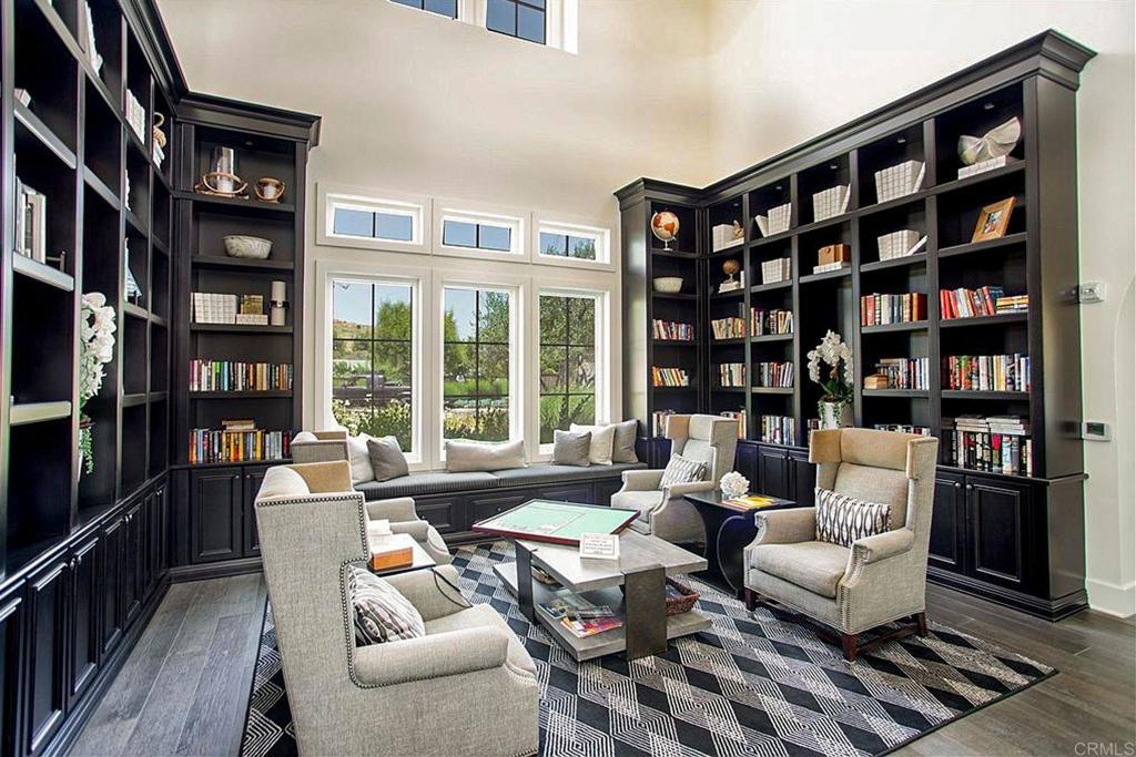 8068 Auberge Circle