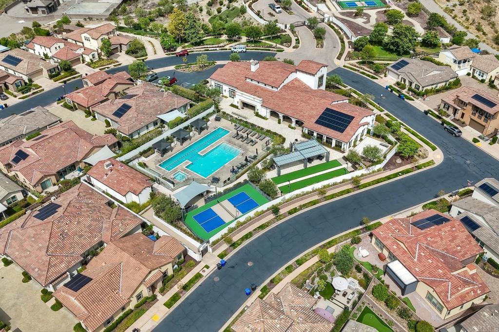 8068 Auberge Circle