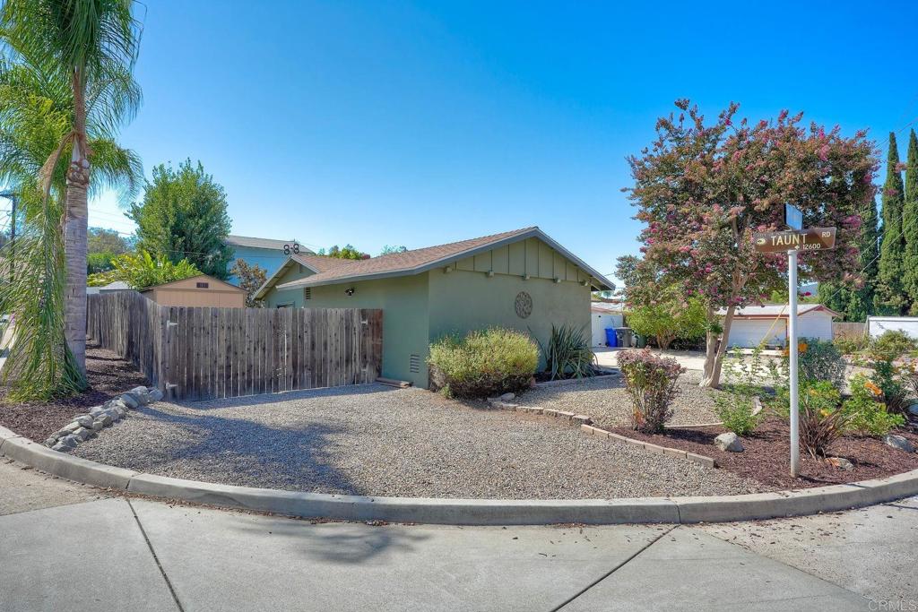 12541 Glenoak Road