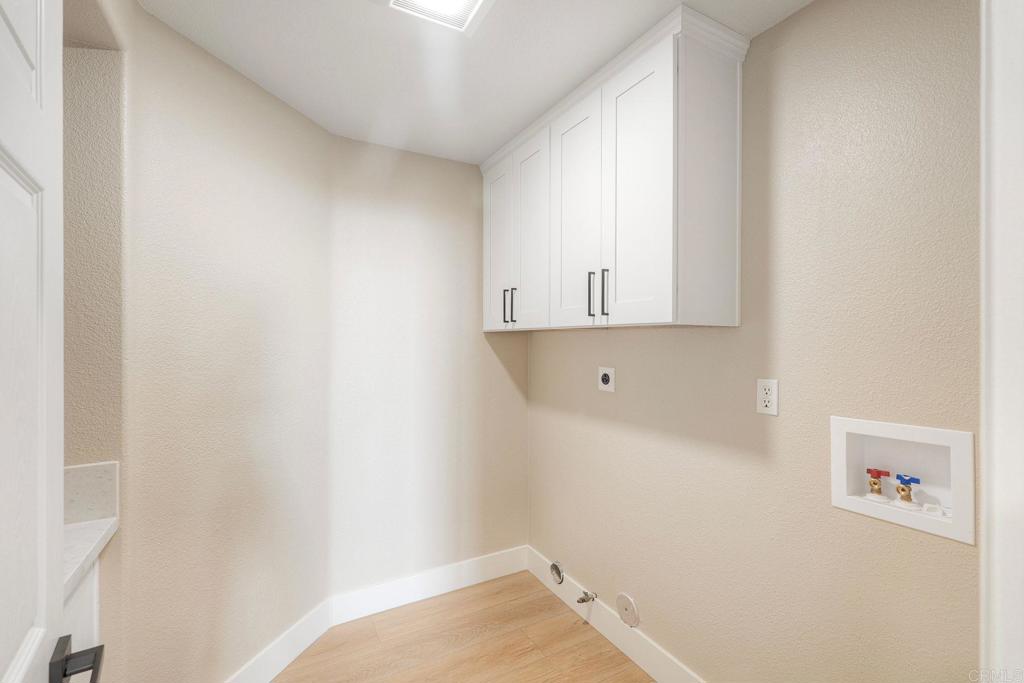 12067 Wooded Vista Lane