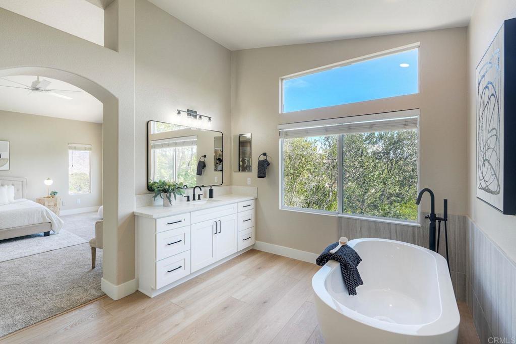 12067 Wooded Vista Lane