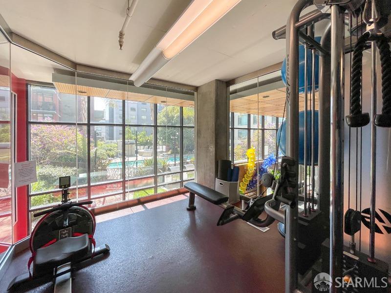 170 King Street # 814