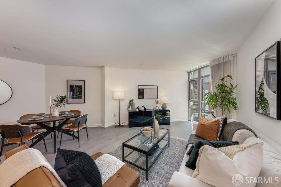 170 King Street # 814