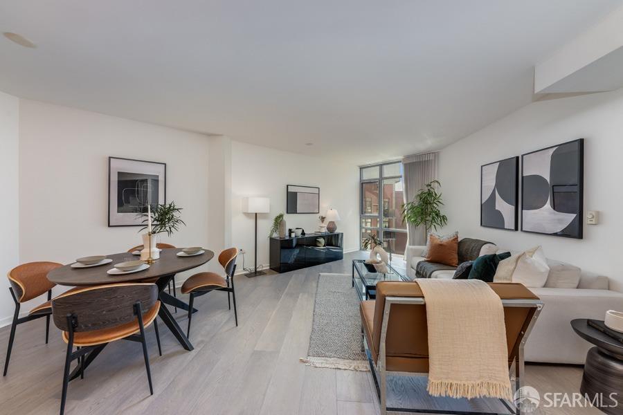 170 King Street # 814