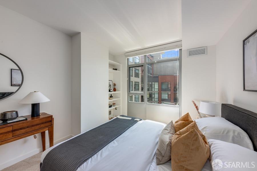 170 King Street # 814