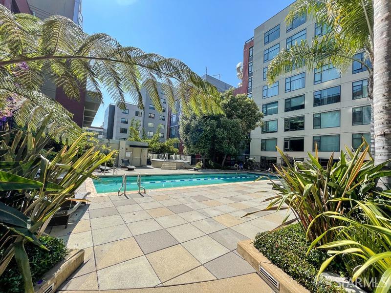 170 King Street # 814