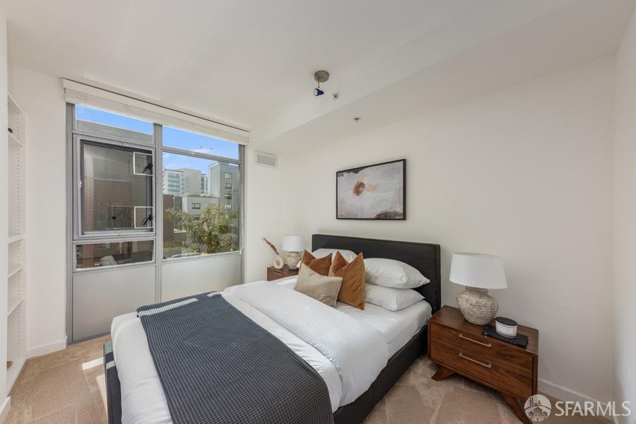 170 King Street # 814