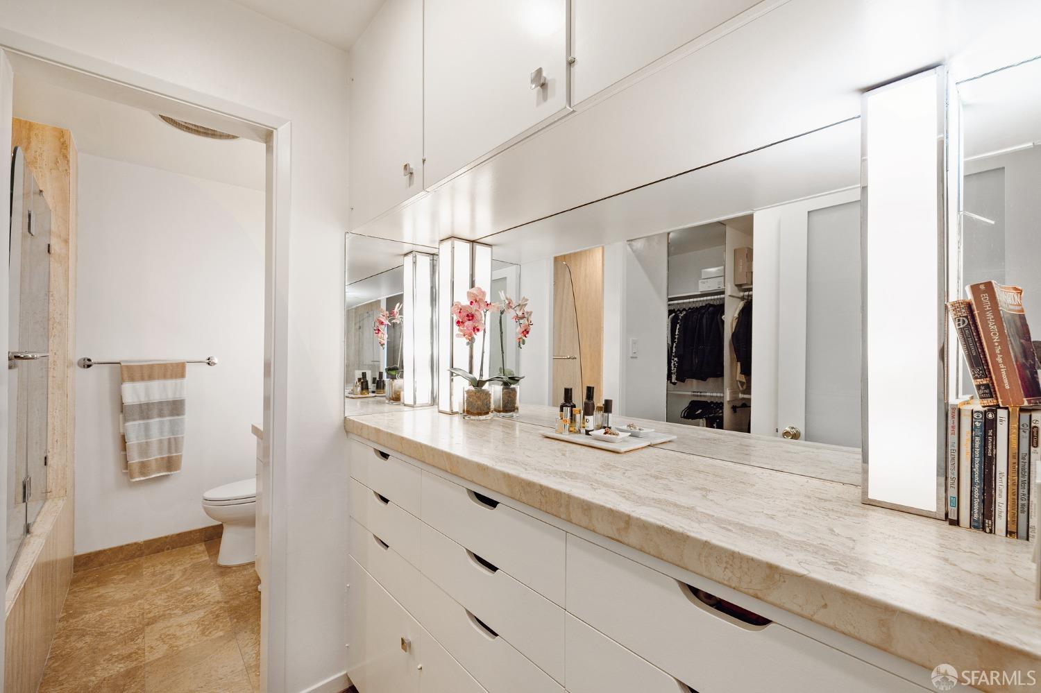 1451 Montgomery Street # 4