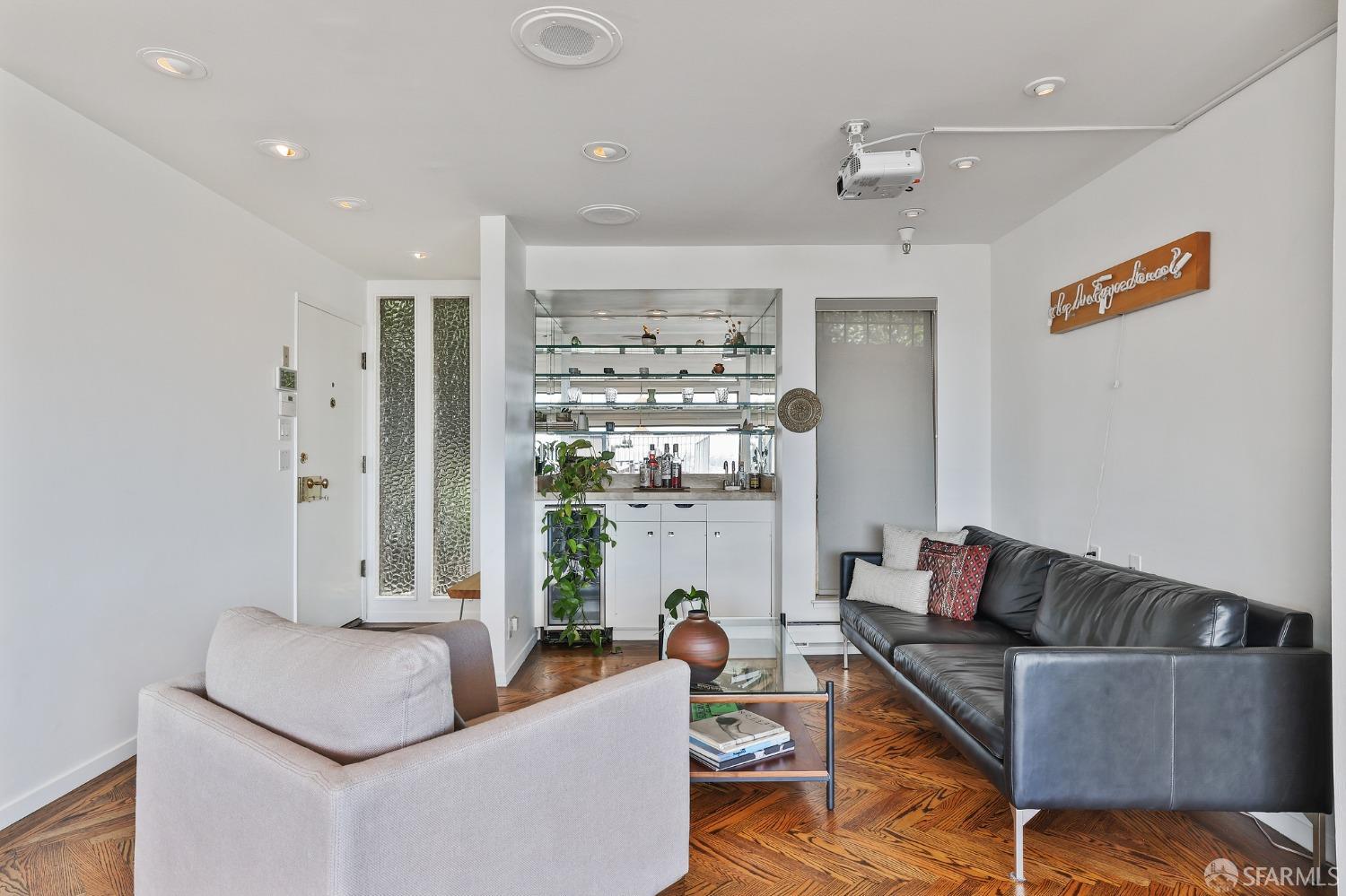 1451 Montgomery Street # 4