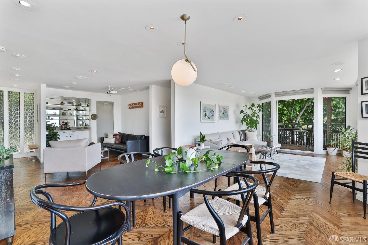 1451 Montgomery Street # 4