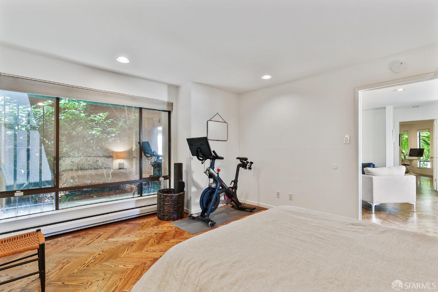1451 Montgomery Street # 4