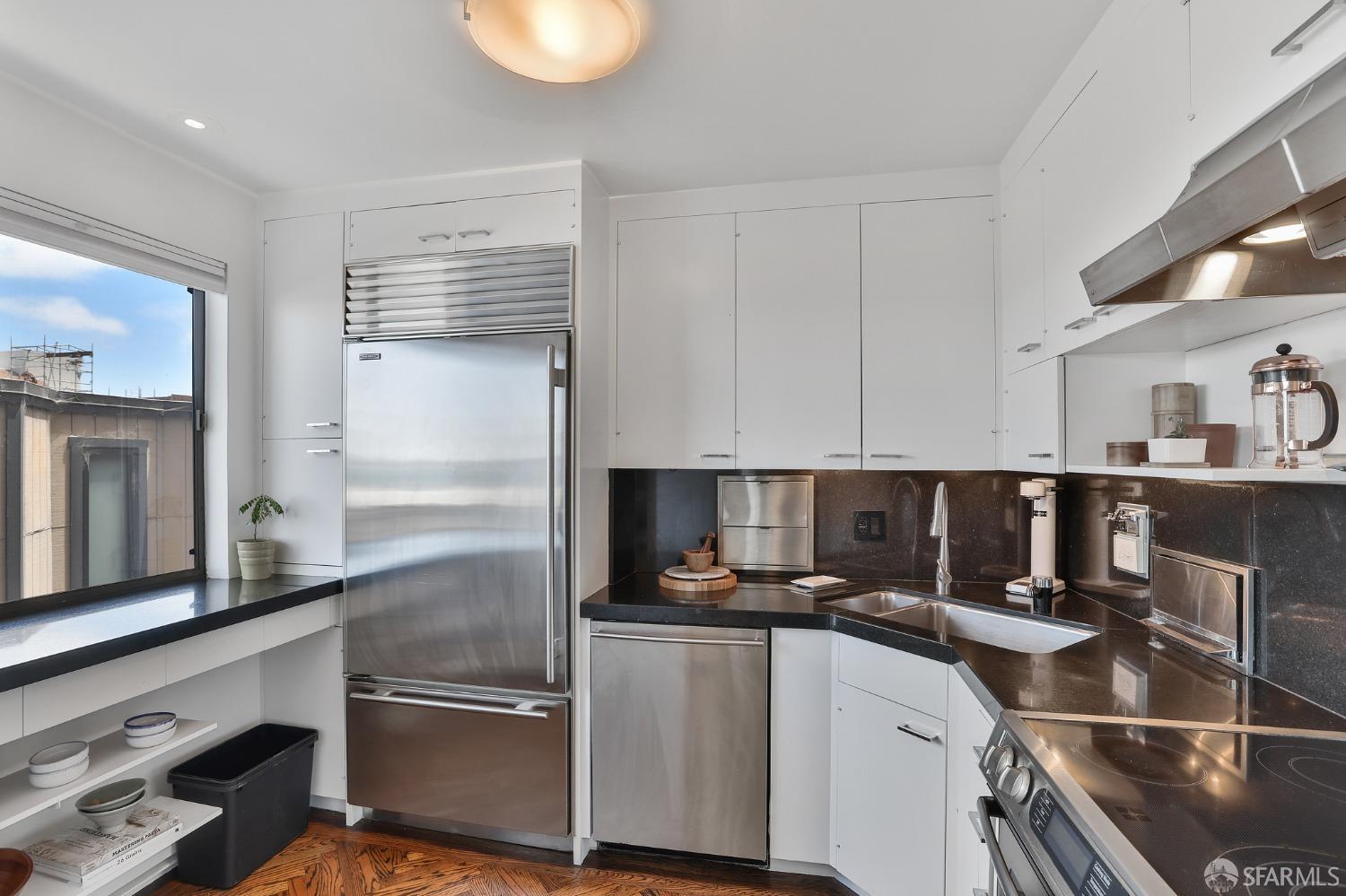 1451 Montgomery Street # 4