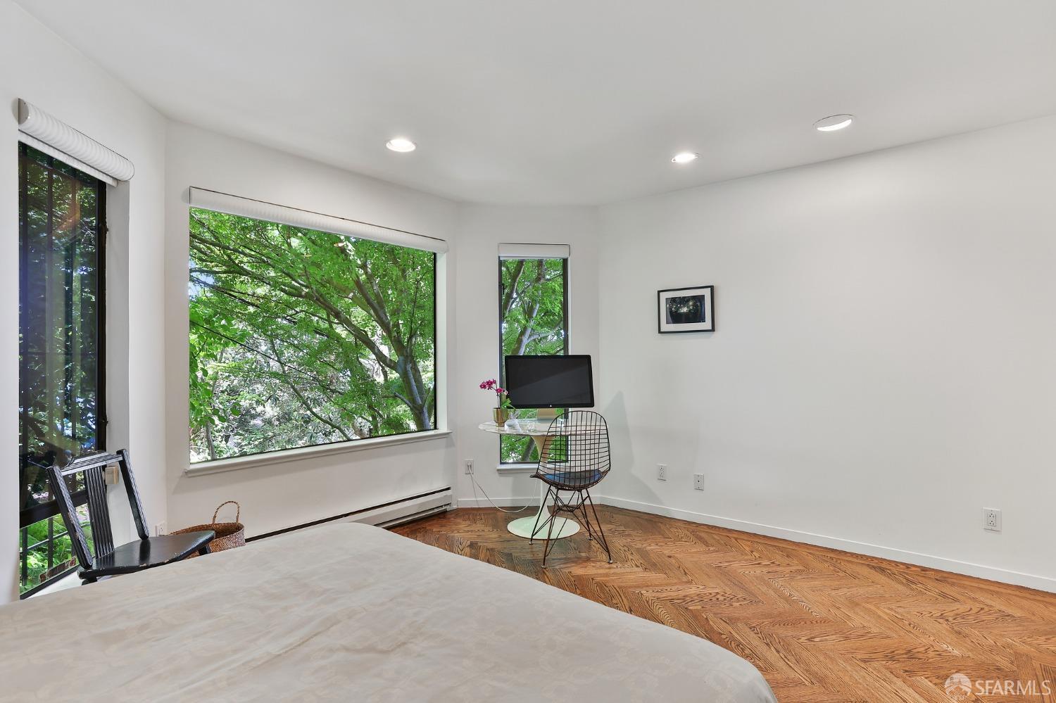 1451 Montgomery Street # 4