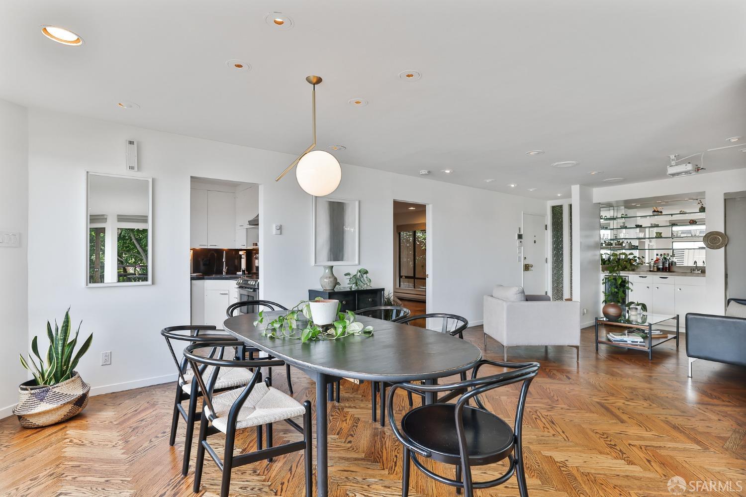 1451 Montgomery Street # 4