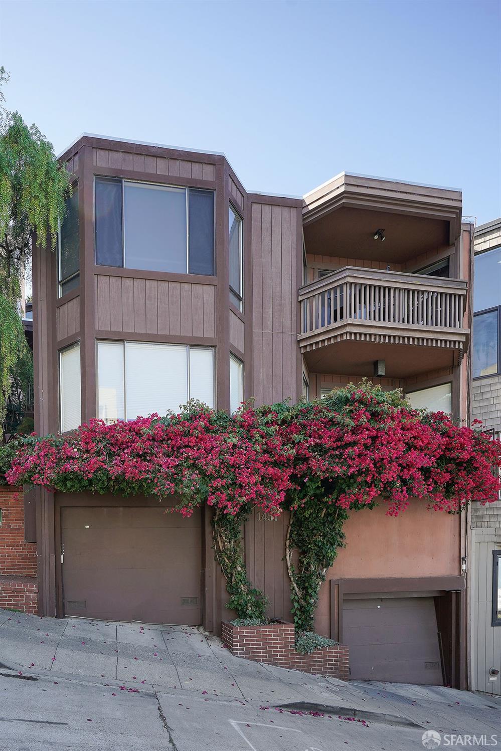 1451 Montgomery Street # 4