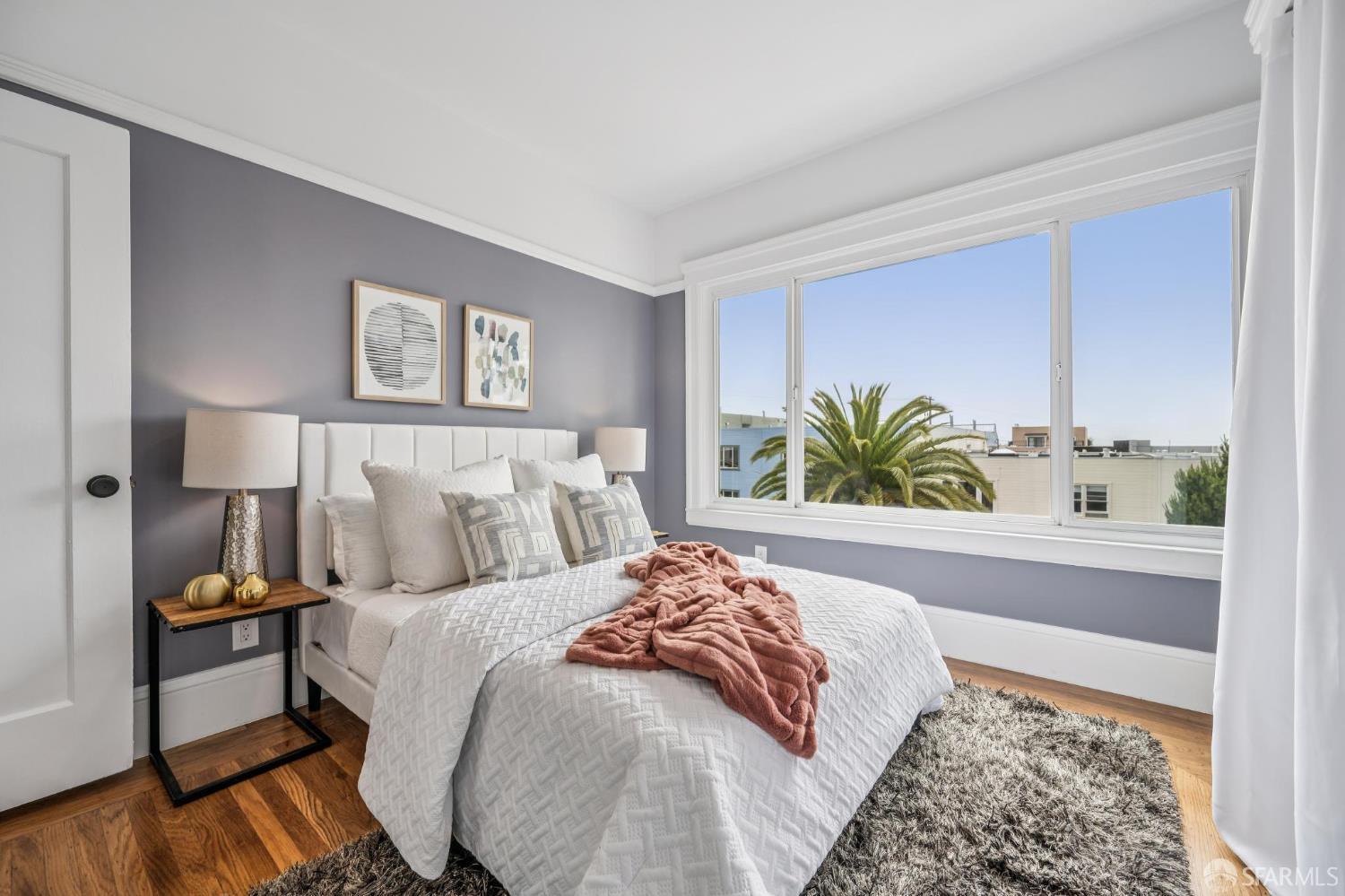 1371-1373 16th Avenue