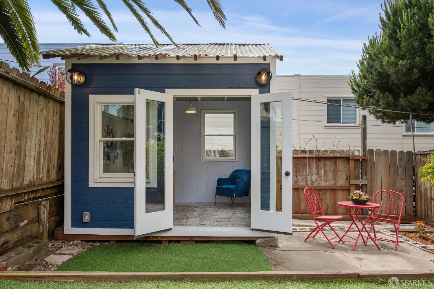 1371-1373 16th Avenue